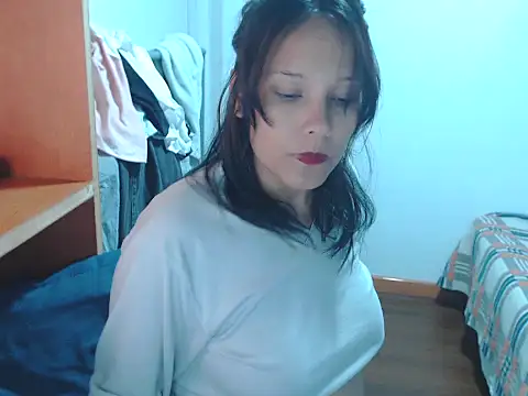 home vlak online show from March 2026 10:58:01 PM