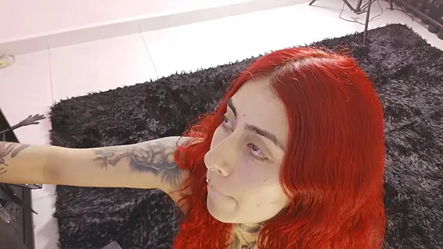 selene red  online show from July 2026 01:35:01 AM