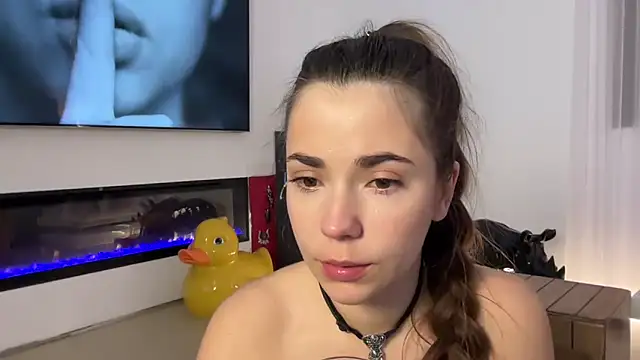 Mika Miller online show from May 2026 12:29:02 AM