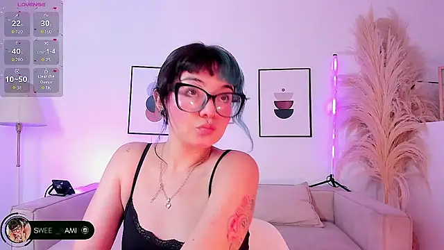 Sweet Namii online show from December 2025 06:05:01 PM