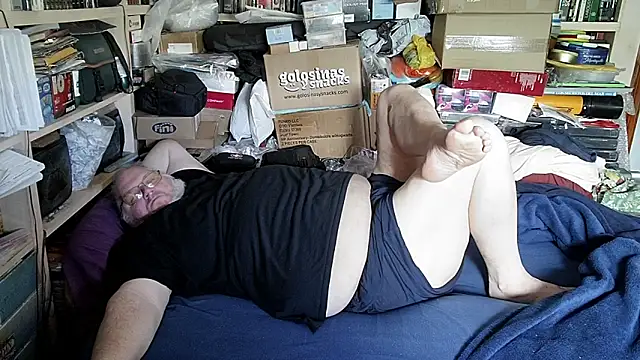 hadeszeuss2 online show from April 2026 01:14:01 PM