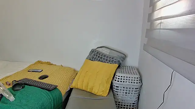 NaughtyKelly28 online show from March 2026 09:10:01 AM