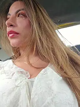 Karen San Miguel online show from March 2026 06:18:02 PM