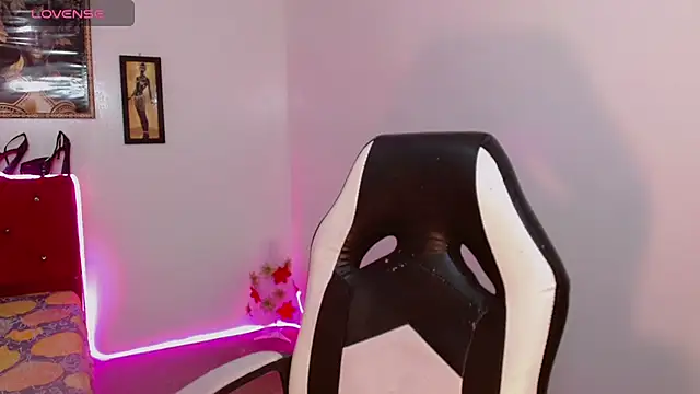 AdharaaMoon online show from January 2026 03:09:01 AM