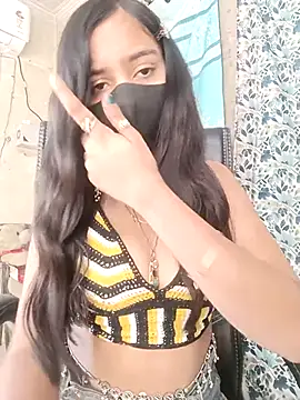 Parinaaz18 online show from April 2026 01:33:01 AM