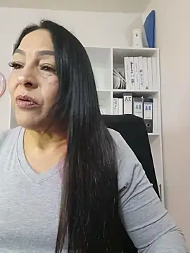 Snapshot of Gina_Myers chatting on June 2026 03:18:02 AM Gina Myers online show from June 2026 03:18:02 AM