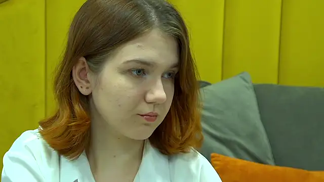 LessySmith online show from April 2026 04:23:01 PM