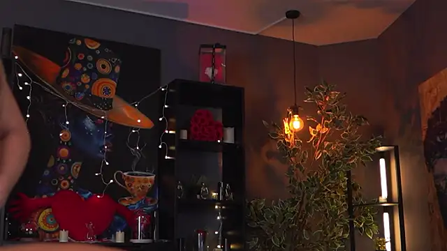 Evelyn Evyyy online show from March 2026 07:18:02 PM