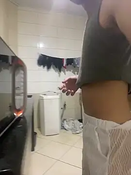 Maurob18 online show from October 2025 12:32:02 AM