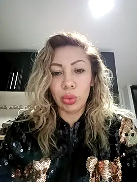 coral smitth online show from March 2025 10:42:01 PM