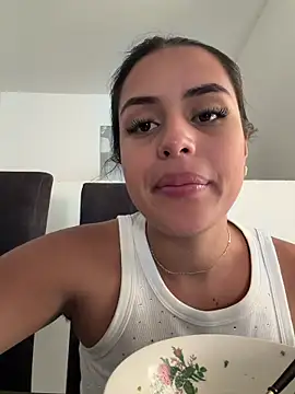 EmmaTorres  online show from February 2026 10:28:02 PM