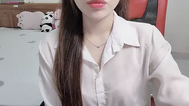 Snapshot of TrinhH_Nabbi chatting on June 2026 08:23:02 AM TrinhH Nabbi online show from June 2026 08:23:02 AM