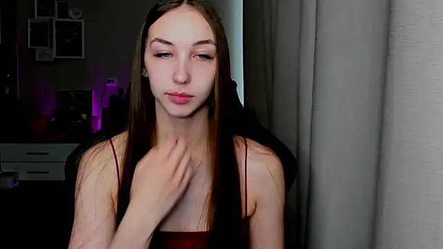 Sm0ly online show from May 2026 02:50:02 AM