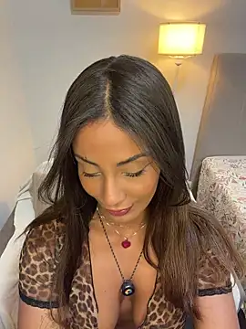 Brownfitbabyy online show from May 2026 10:17:02 PM
