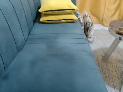 leslysexygirl online show from April 2026 06:27:01 AM