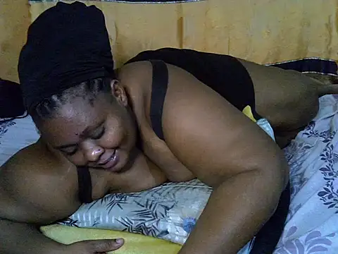 Snapshot of Beautymama chatting on July 2026 07:42:02 PM Beautymama online show from July 2026 07:42:02 PM