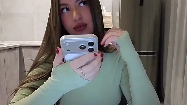 Snapshot of Cinderella____ chatting on March 2026 09:21:01 PM Cinderella online show from March 2026 09:21:01 PM