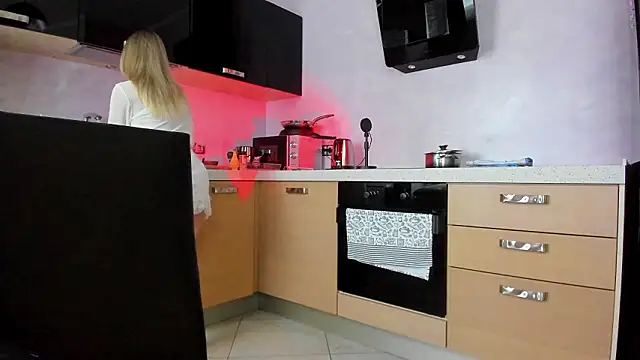 AnnLevine online show from March 2026 01:03:02 PM