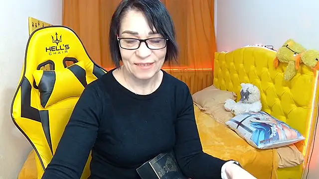 Snapshot of SandraHormas chatting on January 2025 08:34:01 AM SandraHormas online show from January 2025 08:34:01 AM