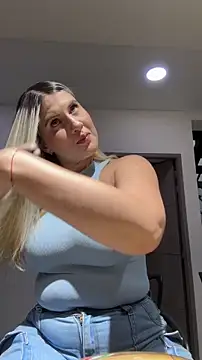 EmiilyAdams  online show from March 2026 09:43:01 PM