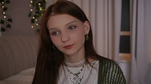 Snapshot of CindyGarrison chatting on June 2026 10:40:02 PM CindyGarrison online show from June 2026 10:40:02 PM