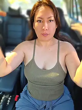 xLadyScarlettx online show from April 2026 03:06:01 PM