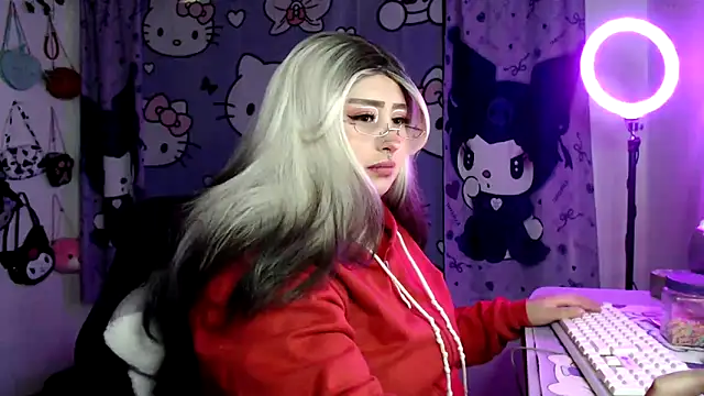 lussyevans24 online show from March 2026 01:05:02 AM