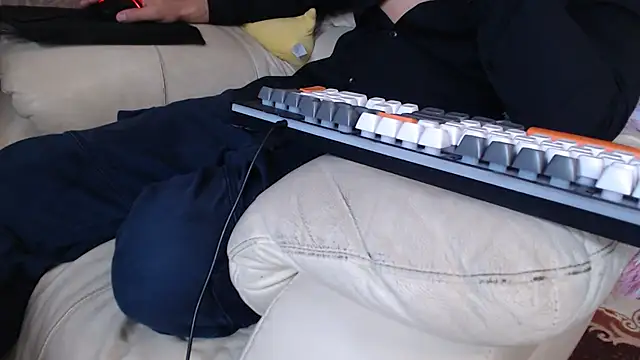 MrStraightDik online show from November 2025 02:32:01 PM