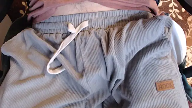 MrStraightDik online show from November 2025 02:08:01 PM