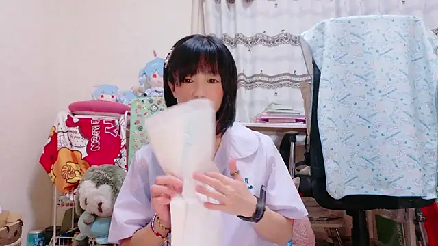 Snapshot of renapiyon8182 chatting on December 2024 07:57:02 PM renapiyon8182 online show from December 2024 07:57:02 PM