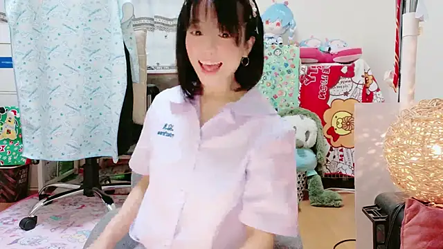 Snapshot of renapiyon8182 chatting on January 2025 07:03:01 PM renapiyon8182 online show from January 2025 07:03:01 PM