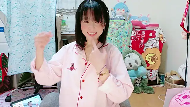 Snapshot of renapiyon8182 chatting on March 2025 07:27:02 PM renapiyon8182 online show from March 2025 07:27:02 PM