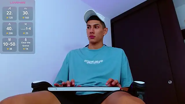 Valerio 20 online show from February 2025 08:22:01 PM