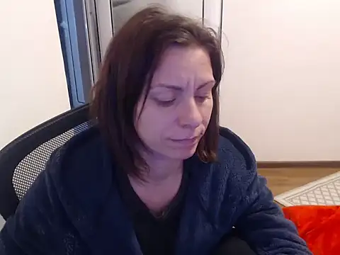 Emmatoo online show from March 2026 08:48:01 PM