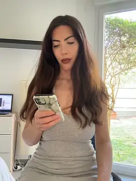 Eyline online show from April 2026 09:40:02 AM