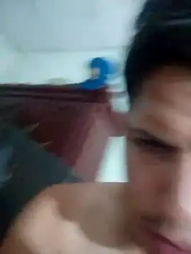 Alonsomadeira online show from May 2026 01:18:02 PM