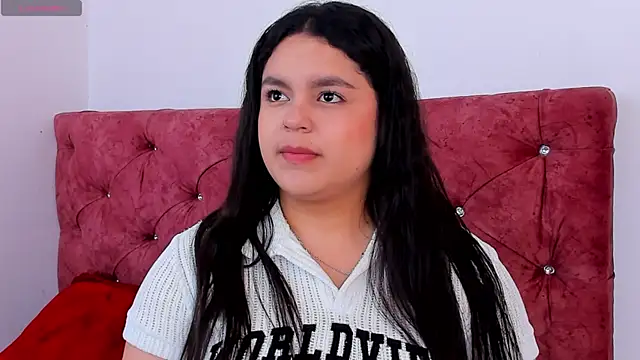 skyhotgirll online show from June 2026 05:56:02 PM