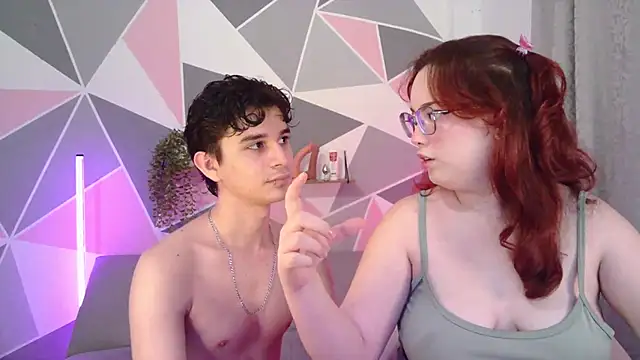 AndrewAnndCherry online show from March 2026 01:32:02 AM