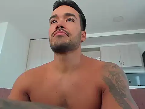 Snapshot of Alexander_Martines chatting on July 2026 10:34:01 PM Alexander Martines online show from July 2026 10:34:01 PM