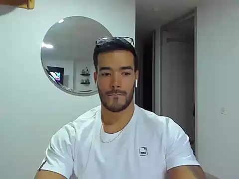 Snapshot of Alexander_Martines chatting on July 2026 12:36:01 AM Alexander Martines online show from July 2026 12:36:01 AM