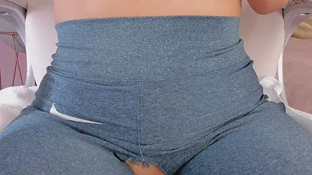 Mariapettit online show from April 2026 12:28:02 PM