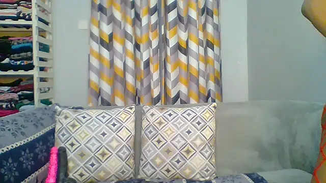 Petite 254 online show from March 2026 01:59:02 PM