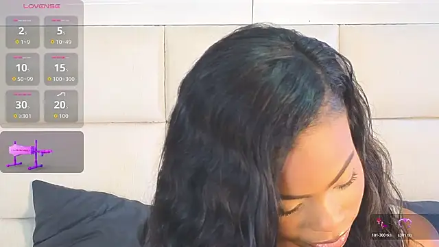 adaraSmiith online show from March 2026 01:04:02 PM