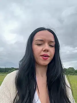 Snapshot of Vanesskaa chatting on June 2026 01:12:02 PM Vanesskaa online show from June 2026 01:12:02 PM