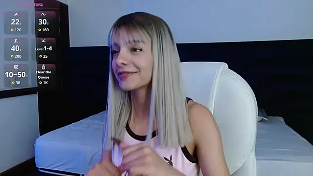 peyton golden1 online show from April 2026 03:32:01 AM