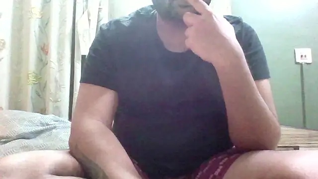 Snapshot of whoreboi98 chatting on January 2025 08:11:02 PM whoreboi98 online show from January 2025 08:11:02 PM