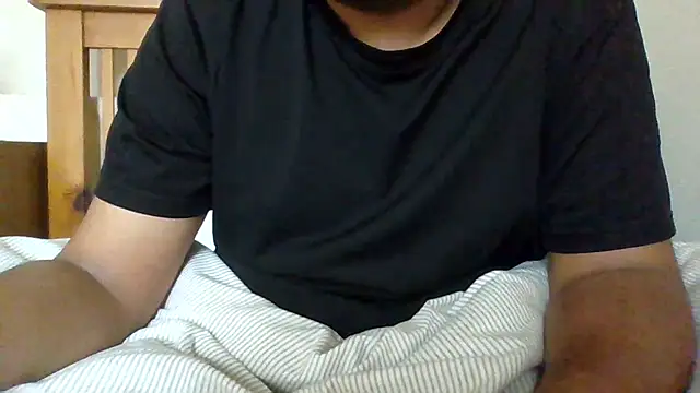 Snapshot of whoreboi98 chatting on April 2026 05:31:02 PM whoreboi98 online show from April 2026 05:31:02 PM