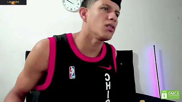 Noha white online show from March 2026 06:46:01 PM