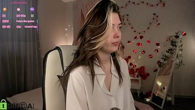 Vanessa Walters online show from March 2026 03:01:02 AM