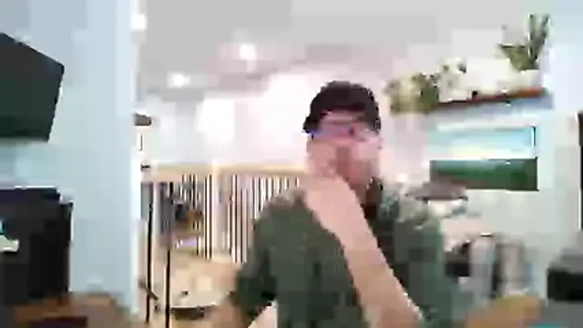 Bigdicktrav902 online show from March 2026 11:33:02 AM